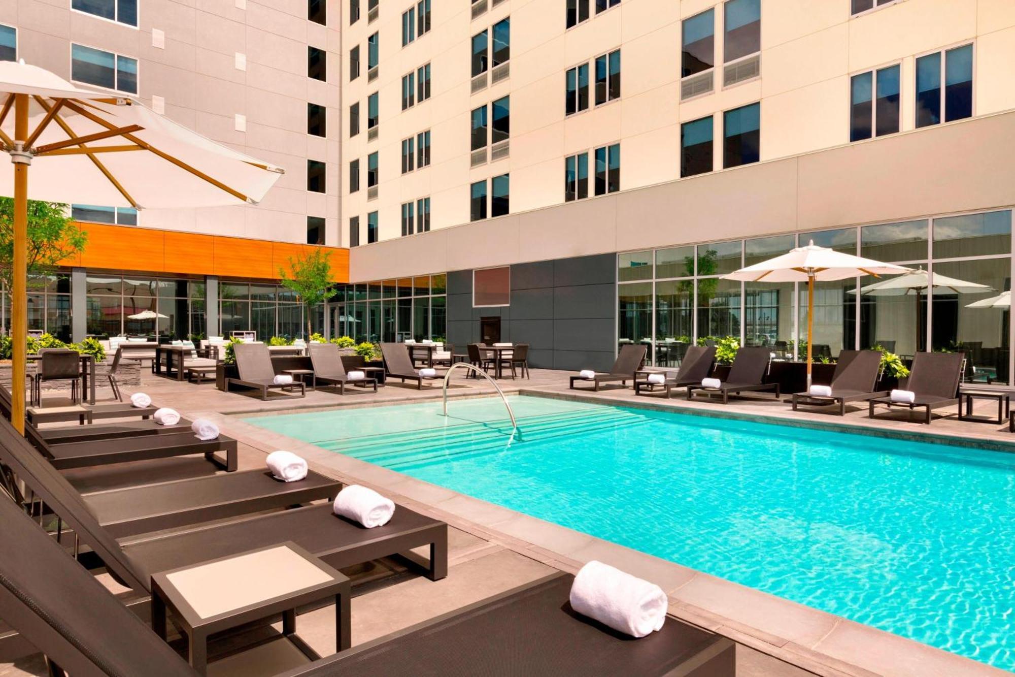 Aloft Dallas Love Field Bagian luar foto