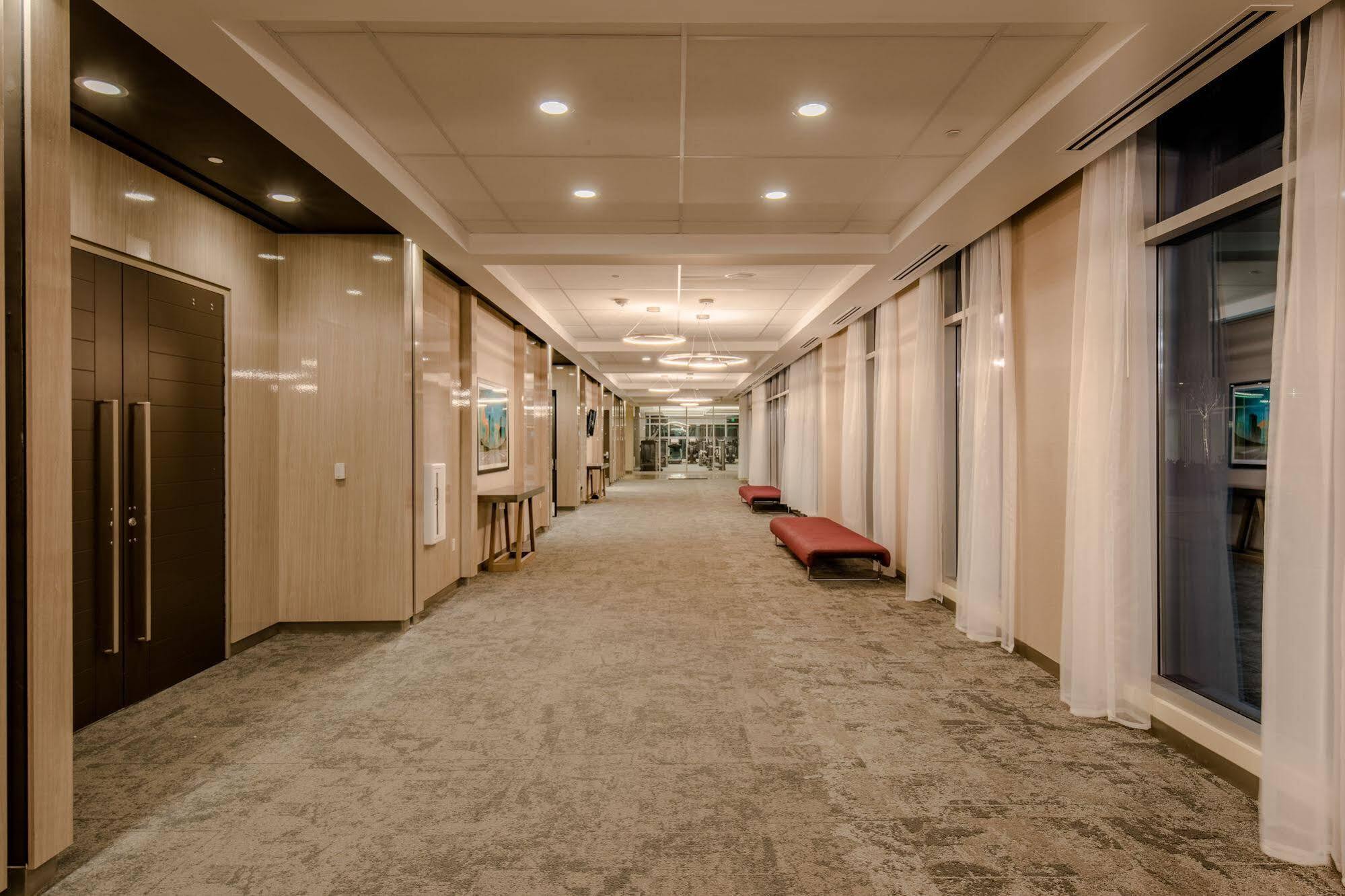 Aloft Dallas Love Field Bagian luar foto